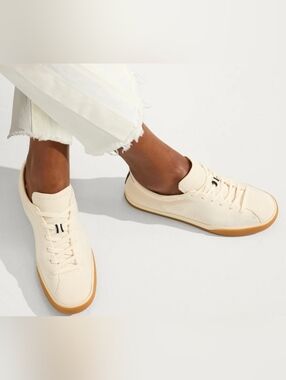 Rothys Womens Lace Up Sneaker- Size 7